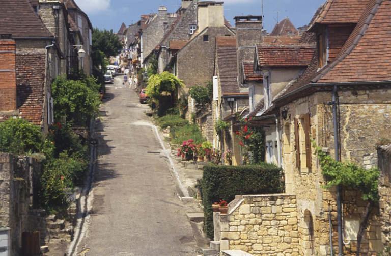 Hotel Et Residence Des Bains Vic-sur-Cère Exteriör bild